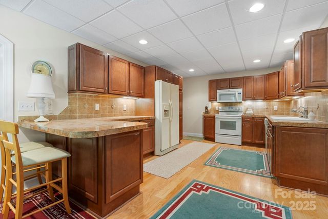 2301 Willow Creek Drive, Newton, NC 28658