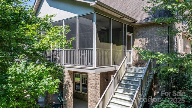 2301 Willow Creek Drive, Newton, NC 28658