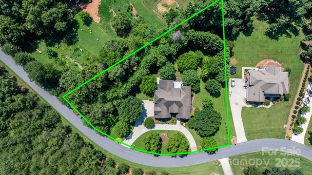 2301 Willow Creek Drive, Newton, NC 28658