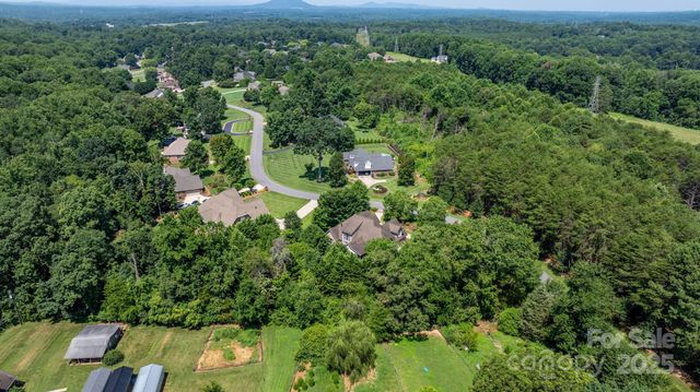2301 Willow Creek Drive, Newton, NC 28658