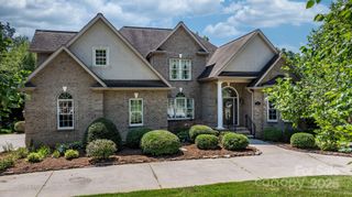 2301 Willow Creek Drive, Newton, NC 28658