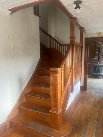22 Church Street, Burke, VT 05871