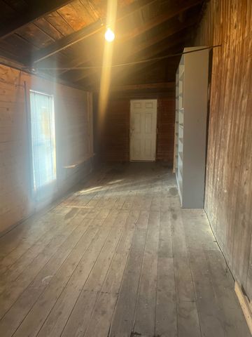 22 Church Street, Burke, VT 05871