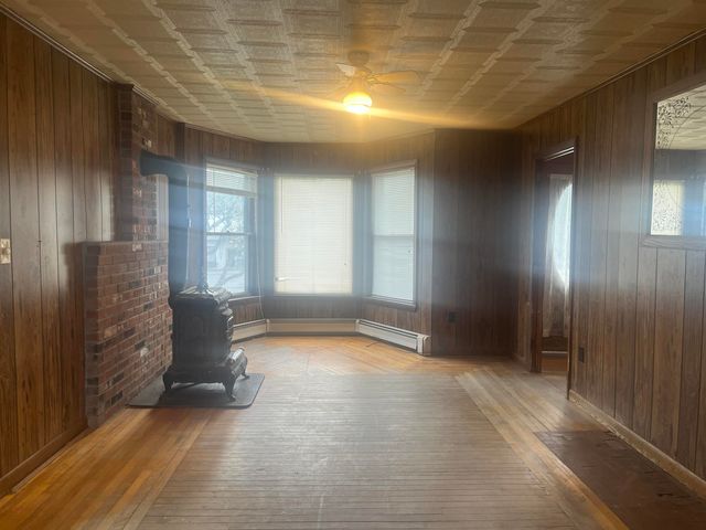 22 Church Street, Burke, VT 05871