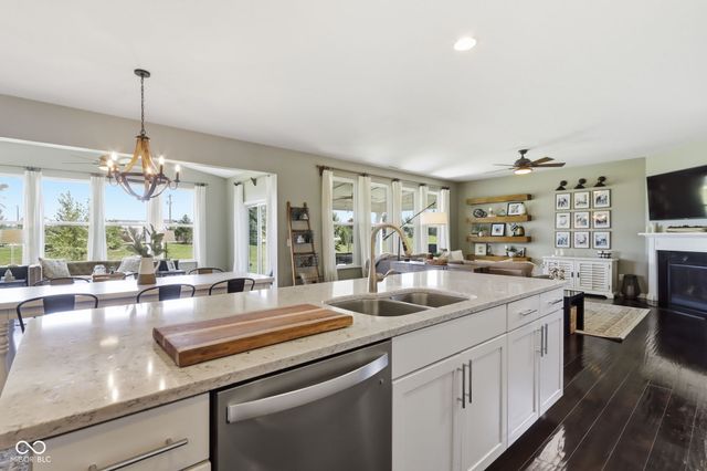 15614 Whelchel Drive, Fishers, IN 46037