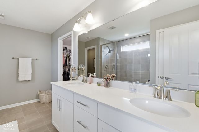 15614 Whelchel Drive, Fishers, IN 46037
