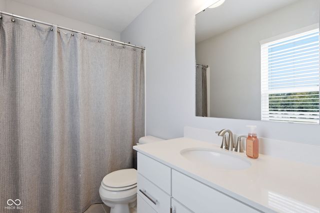 15614 Whelchel Drive, Fishers, IN 46037