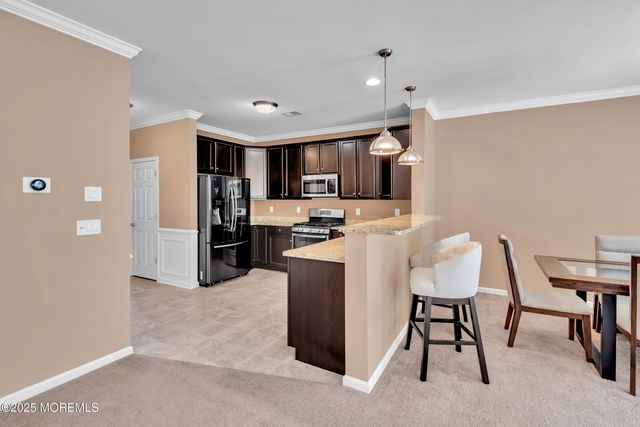 17 Rockingham Way, Manchester, NJ 08759