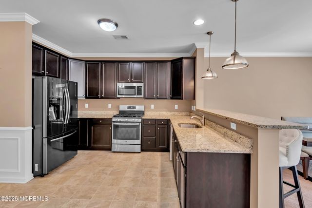 17 Rockingham Way, Manchester, NJ 08759