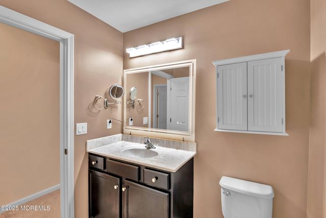 17 Rockingham Way, Manchester, NJ 08759