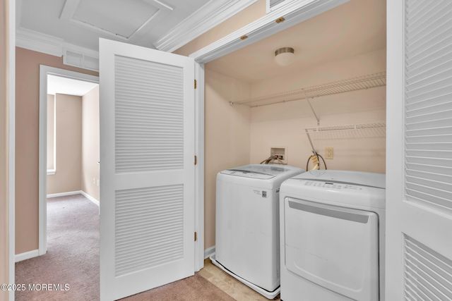 17 Rockingham Way, Manchester, NJ 08759