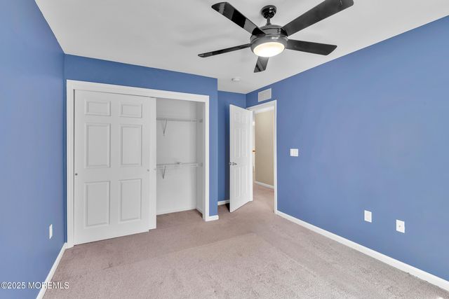 17 Rockingham Way, Manchester, NJ 08759