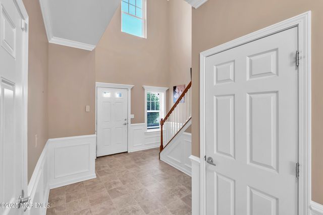 17 Rockingham Way, Manchester, NJ 08759