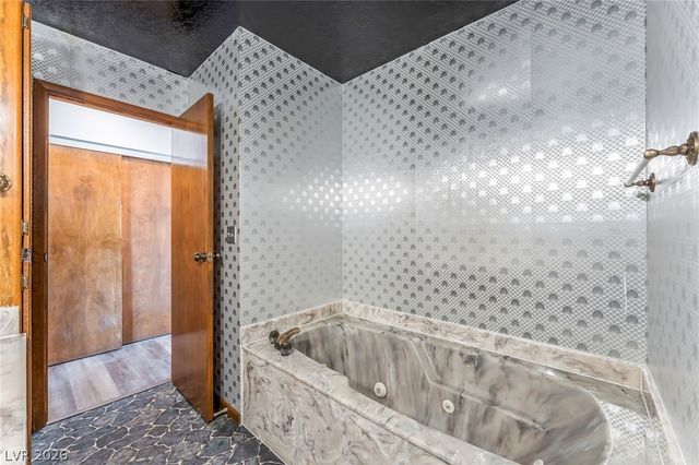 844 Morning Sun Court, Las Vegas, NV 89110