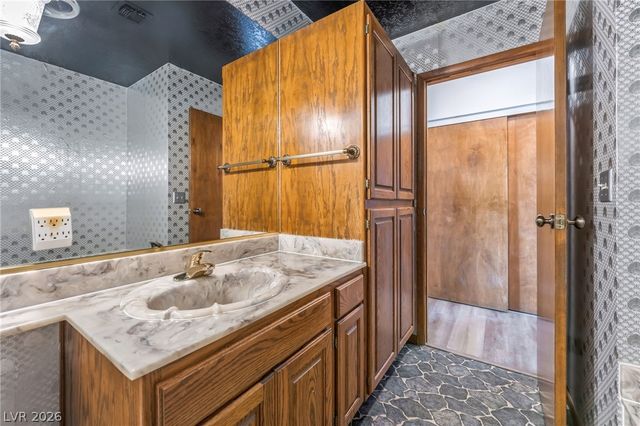 844 Morning Sun Court, Las Vegas, NV 89110