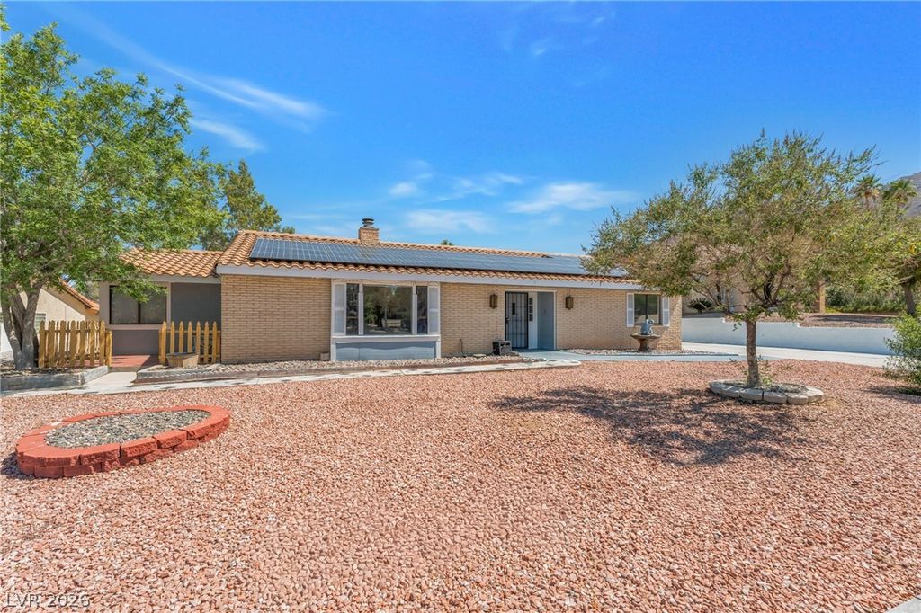 844 Morning Sun Court, Las Vegas, NV 89110