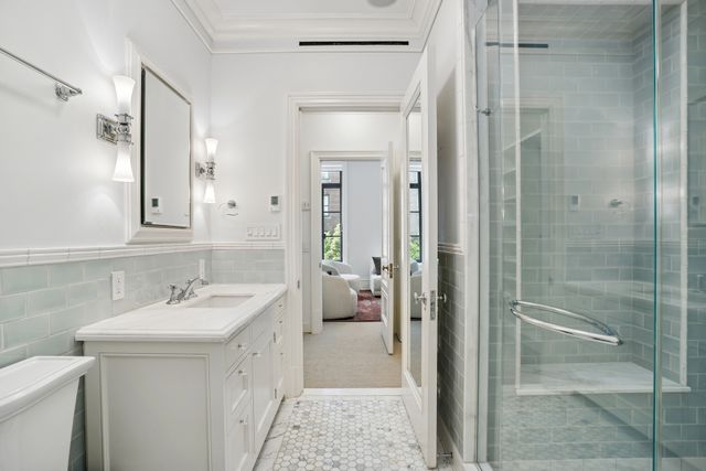 111 E 81ST Street, New York City, NY 10028