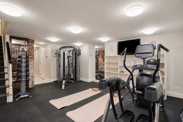 111 E 81ST Street, New York City, NY 10028