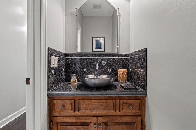 2751 W Deer Creek COURT, River Hills, WI 53217