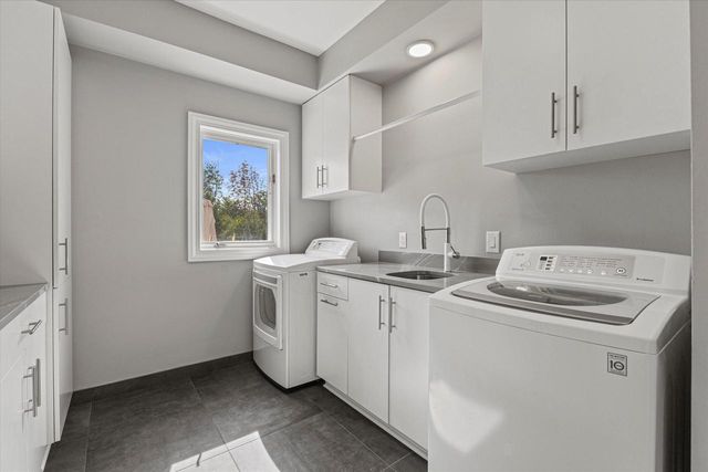 2751 W Deer Creek COURT, River Hills, WI 53217