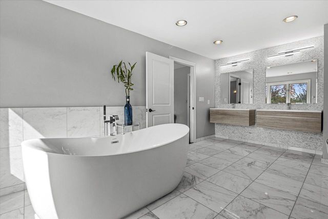 2751 W Deer Creek COURT, River Hills, WI 53217