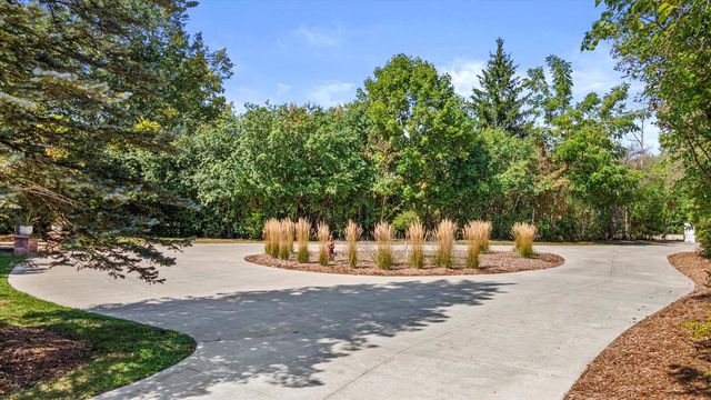 2751 W Deer Creek COURT, River Hills, WI 53217