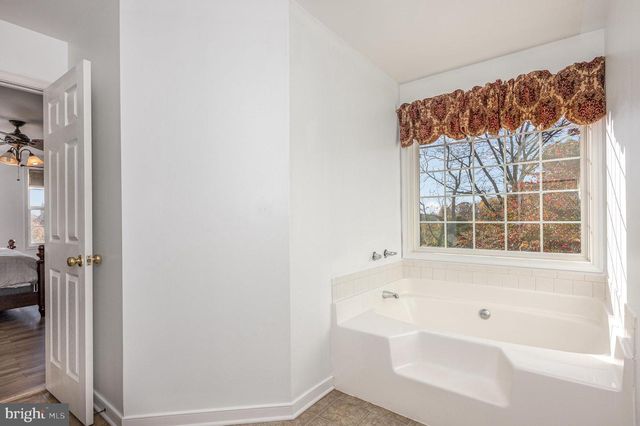 13842 PENN SHOP RD, Mount Airy, MD 21771