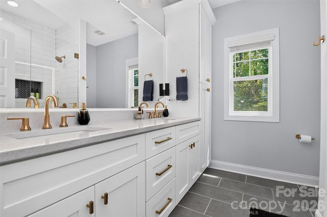 3039 Palm Avenue, Charlotte, NC 28205