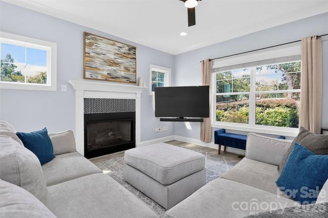 3039 Palm Avenue, Charlotte, NC 28205