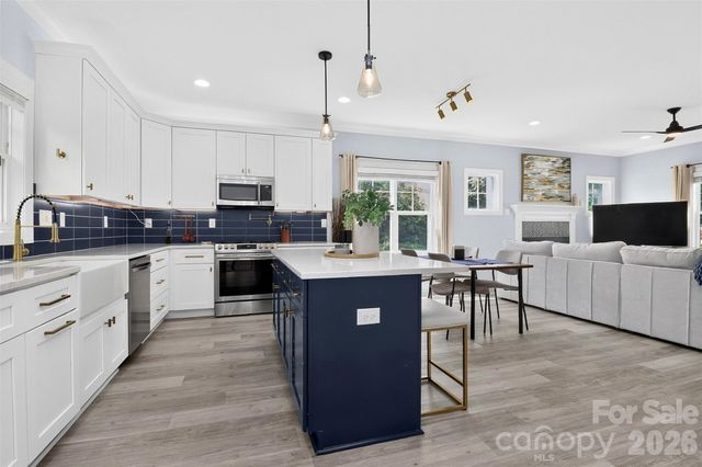 3039 Palm Avenue, Charlotte, NC 28205