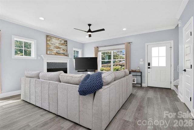 3039 Palm Avenue, Charlotte, NC 28205