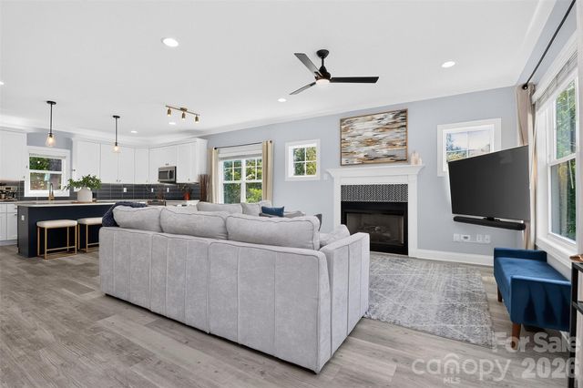 3039 Palm Avenue, Charlotte, NC 28205
