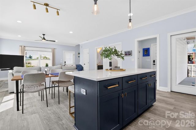 3039 Palm Avenue, Charlotte, NC 28205