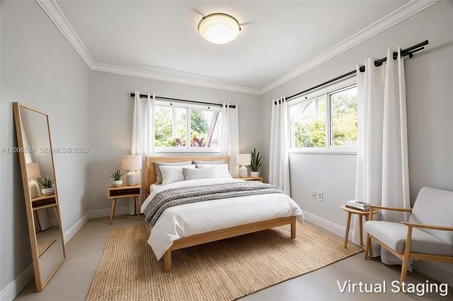 5750 SW 52nd Ter, South Miami, FL 33155