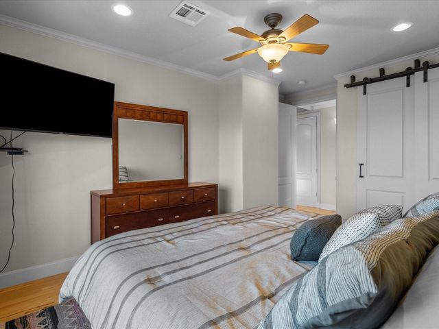 2609 Avenue A, San Leon, TX 77539