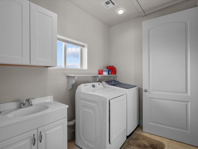 2609 Avenue A, San Leon, TX 77539