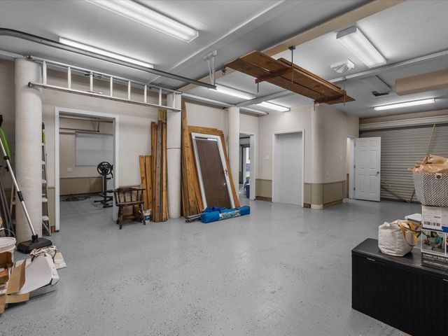 2609 Avenue A, San Leon, TX 77539