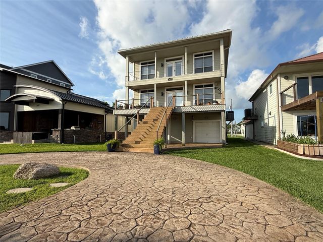 2609 Avenue A, San Leon, TX 77539