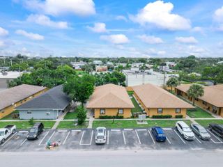 271 SW 1ST Street #1, Deerfield Beach, FL 33441
