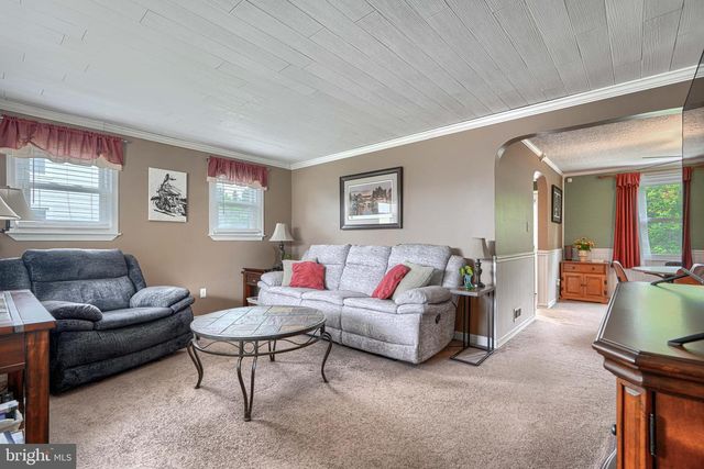 3022 EAST AVE, Baltimore, MD 21234