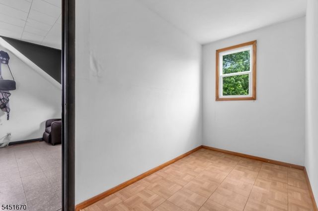 637 Britton St, Elizabeth City, NJ 07202