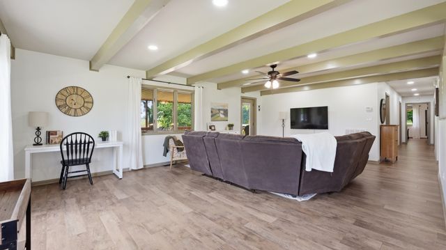 715 Anderson St, Cowan, TN 37318