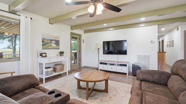 715 Anderson St, Cowan, TN 37318