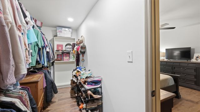 715 Anderson St, Cowan, TN 37318