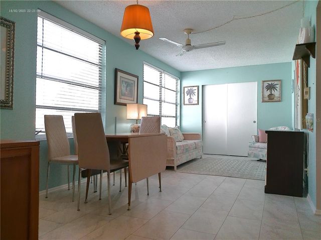 2456 ECUADORIAN WAY 38, Clearwater, FL 33763