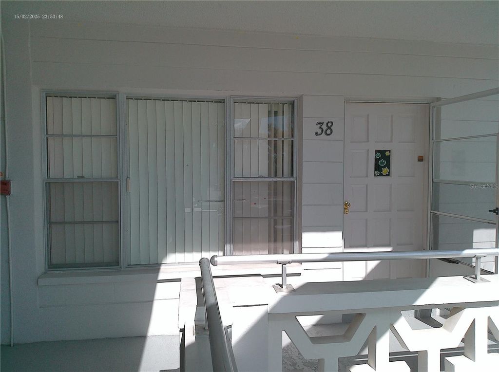 Image 2 of property listing at 2456 ECUADORIAN WAY 38, Clearwater, FL 33763