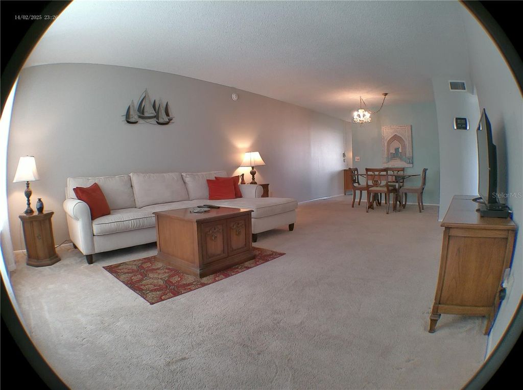 Image 13 of property listing at 2456 ECUADORIAN WAY 38, Clearwater, FL 33763