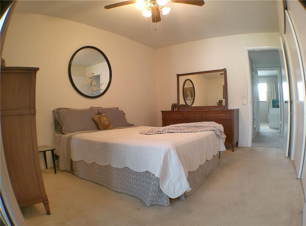 Image 22 of property listing at 2456 ECUADORIAN WAY 38, Clearwater, FL 33763