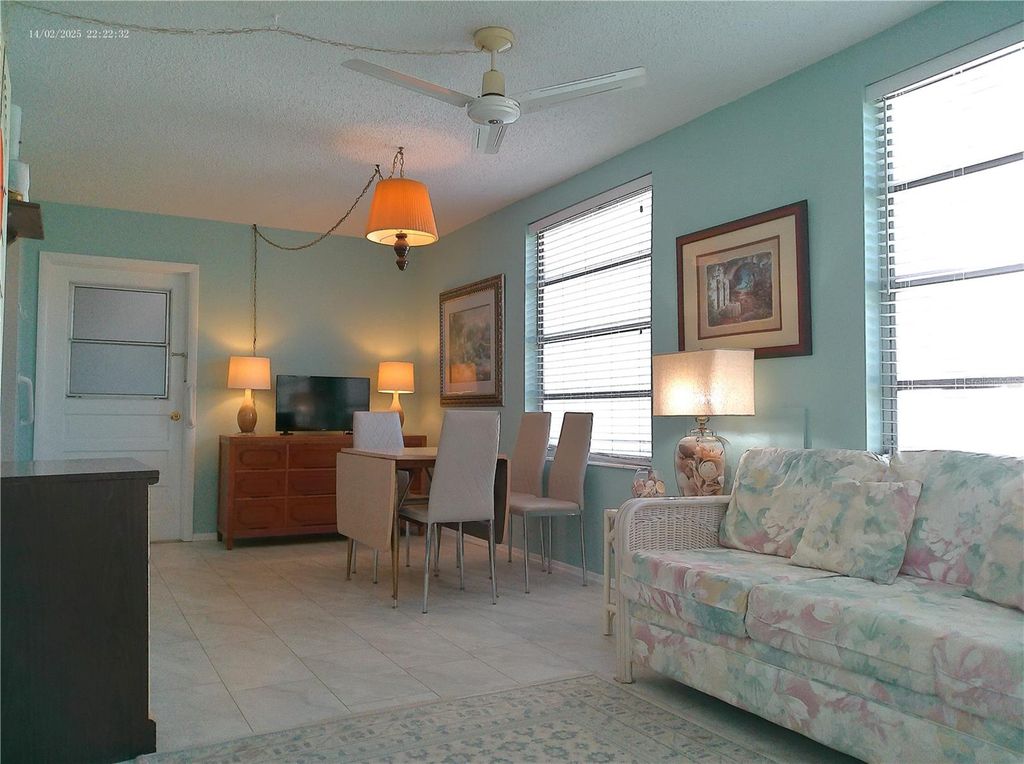 Image 27 of property listing at 2456 ECUADORIAN WAY 38, Clearwater, FL 33763