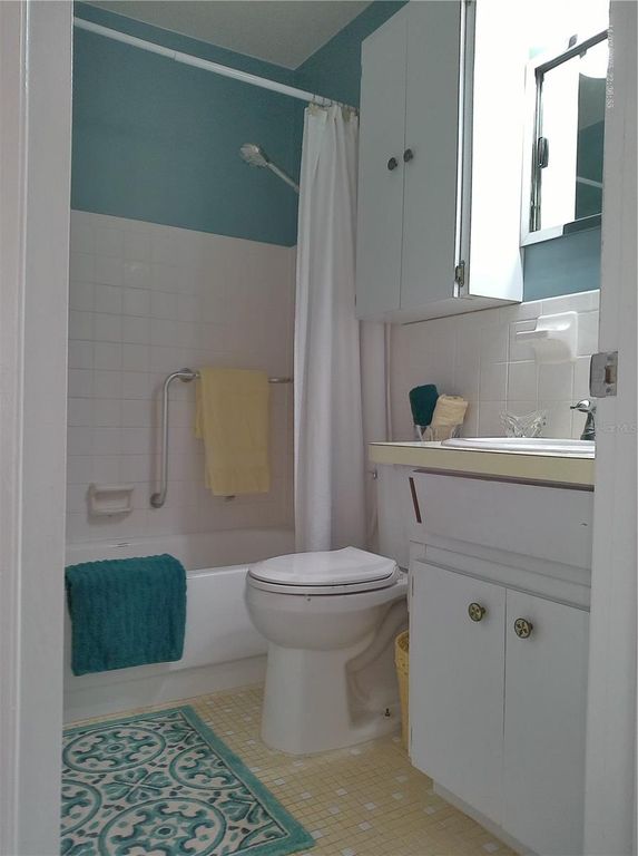 Image 36 of property listing at 2456 ECUADORIAN WAY 38, Clearwater, FL 33763